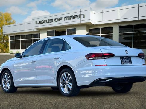 Used 2020 Volkswagen Passat 2.0T SE image 3