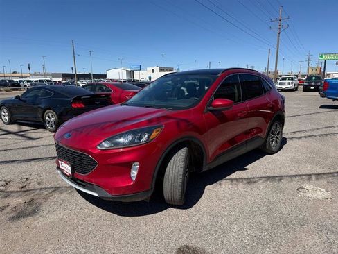 Used 2020 Ford Escape SEL image 2