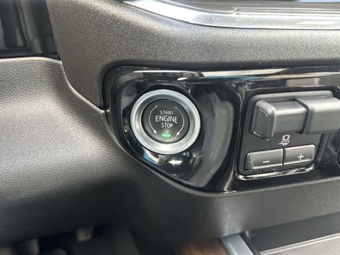 Certified 2024 Chevrolet Silverado 1500 High Country w/ Midnight Edition image 21