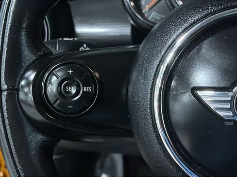 Used 2015 MINI Cooper 2-Door Hardtop FWD image 12