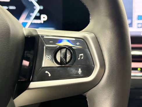 Used 2025 BMW i5 xDrive40 w/ M Sport Package image 33