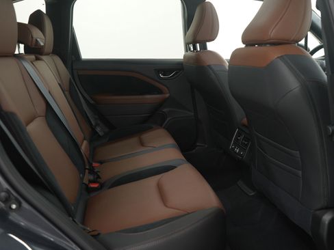 Used 2025 Subaru Forester Touring w/ Touring Package image 14