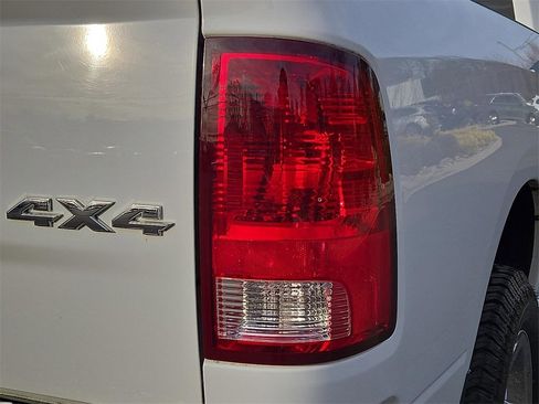 Used 2014 RAM 1500 Express image 10