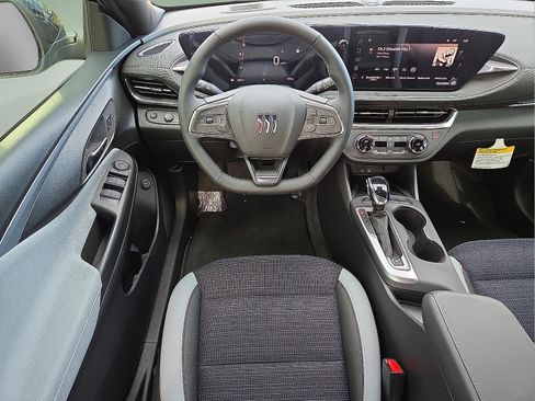 New 2026 Buick Envista Preferred image 11