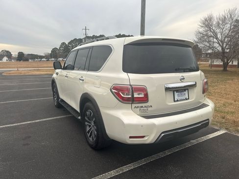 Used 2019 Nissan Armada SL w/ Premium Package image 6
