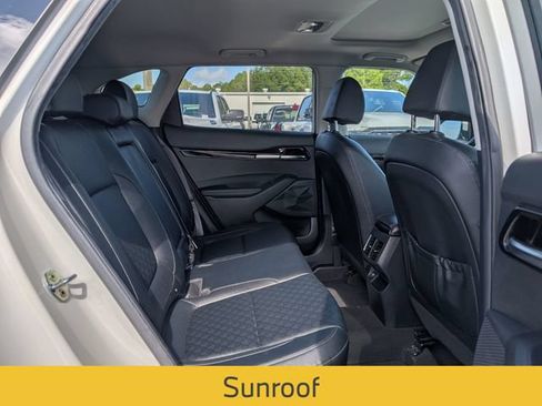 Used 2021 Kia Seltos SX w/ SX Sunroof Package AWD/4WD image 29