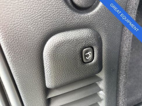 Used 2022 Dodge Durango GT image 14