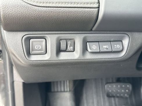 Used 2020 GMC Acadia Denali w/ Technology Package AWD/4WD image 36