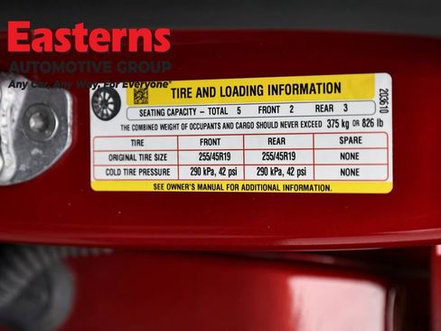 Used 2021 Tesla Model Y Long Range AWD/4WD image 30