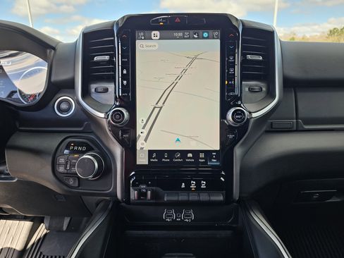 Used 2025 RAM 1500 Big Horn image 26