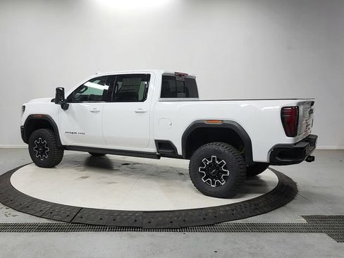 New 2026 GMC Sierra 2500 AT4X AWD/4WD image 5