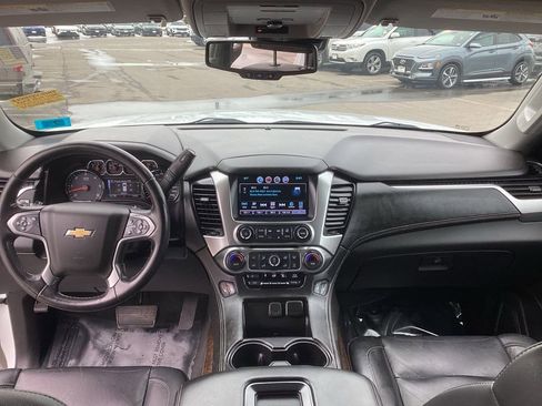 Used 2020 Chevrolet Tahoe LT image 16