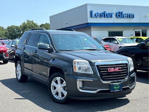 Certified 2017 GMC Terrain SLE w/ Convenience Package AWD/4WD image 32