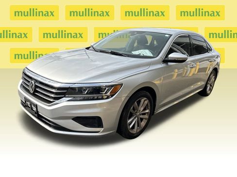 Used 2020 Volkswagen Passat 2.0T SE image 4