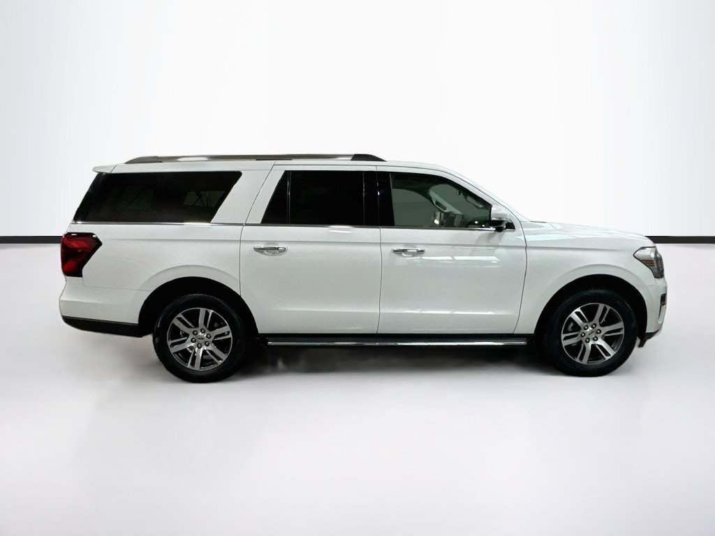 Used 2022 Ford Expedition Max Limited AWD/4WD image 4