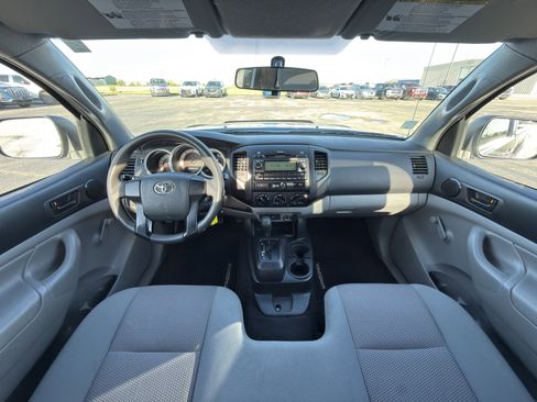 Used 2012 Toyota Tacoma 2WD Regular Cab image 13
