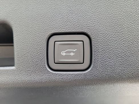 New 2026 Chevrolet Traverse LT image 7