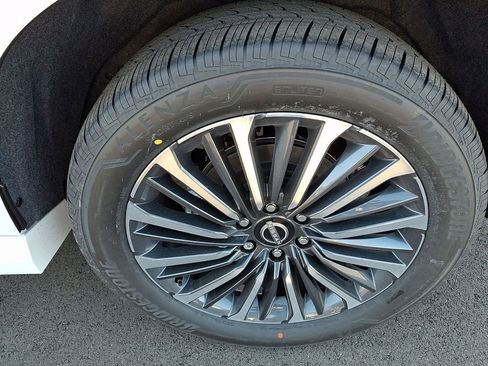 New 2026 Nissan Armada Platinum Reserve image 5