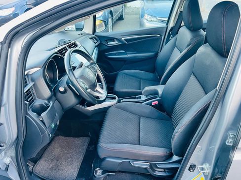 Used 2018 Honda Fit Sport image 13