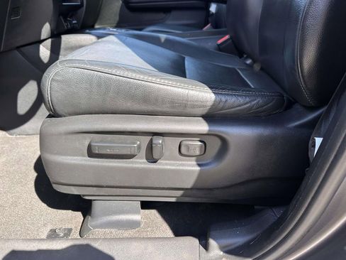 Used 2021 Honda Pilot Special Edition image 11