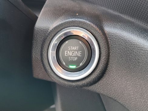 Used 2023 Chevrolet TrailBlazer RS w/ Convenience Package FWD image 23