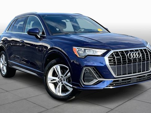 Used 2022 Audi Q3 2.0T Premium image 3