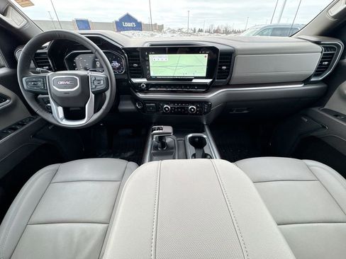 Used 2025 GMC Sierra 1500 SLT w/ SLT Premium Plus Package image 20