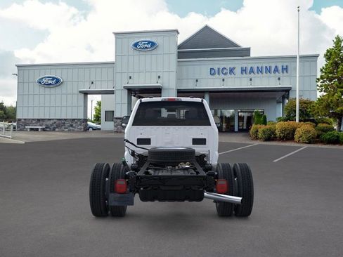 New 2025 Ford F450 XL image 4