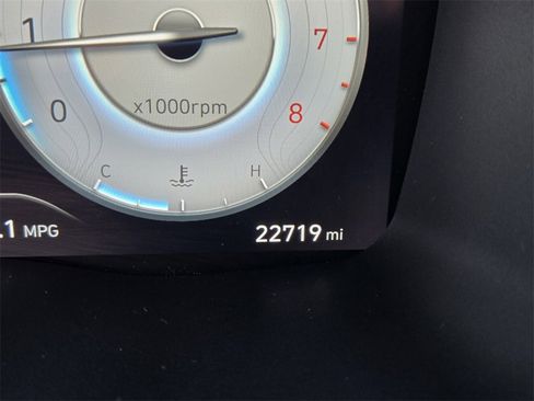 Certified 2023 Hyundai Santa Fe Calligraphy w/ Cargo Package image 27