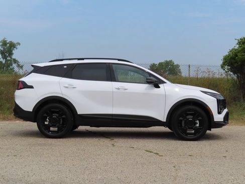 Certified 2026 Kia Sportage X-Line AWD/4WD image 2