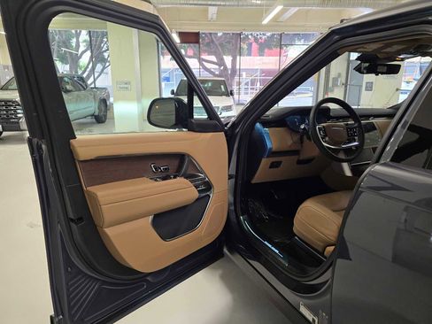 New 2026 Land Rover Range Rover SE AWD/4WD image 21