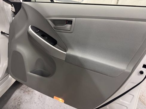 Used 2015 Toyota Prius Four image 26