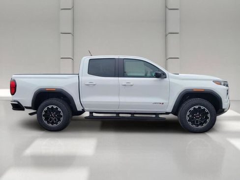 New 2026 GMC Canyon AT4 w/ Technology Plus Package AWD/4WD image 4