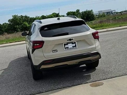 New 2026 Chevrolet Trax ACTIV w/ Driver Confidence Package FWD image 7