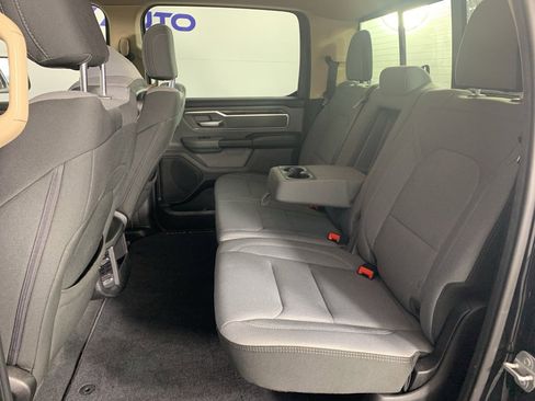 Used 2019 RAM 1500 Big Horn image 32