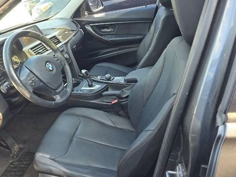 Used 2015 BMW 320i Sedan RWD image 3