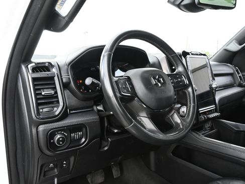 Used 2023 RAM 1500 Limited AWD/4WD image 15