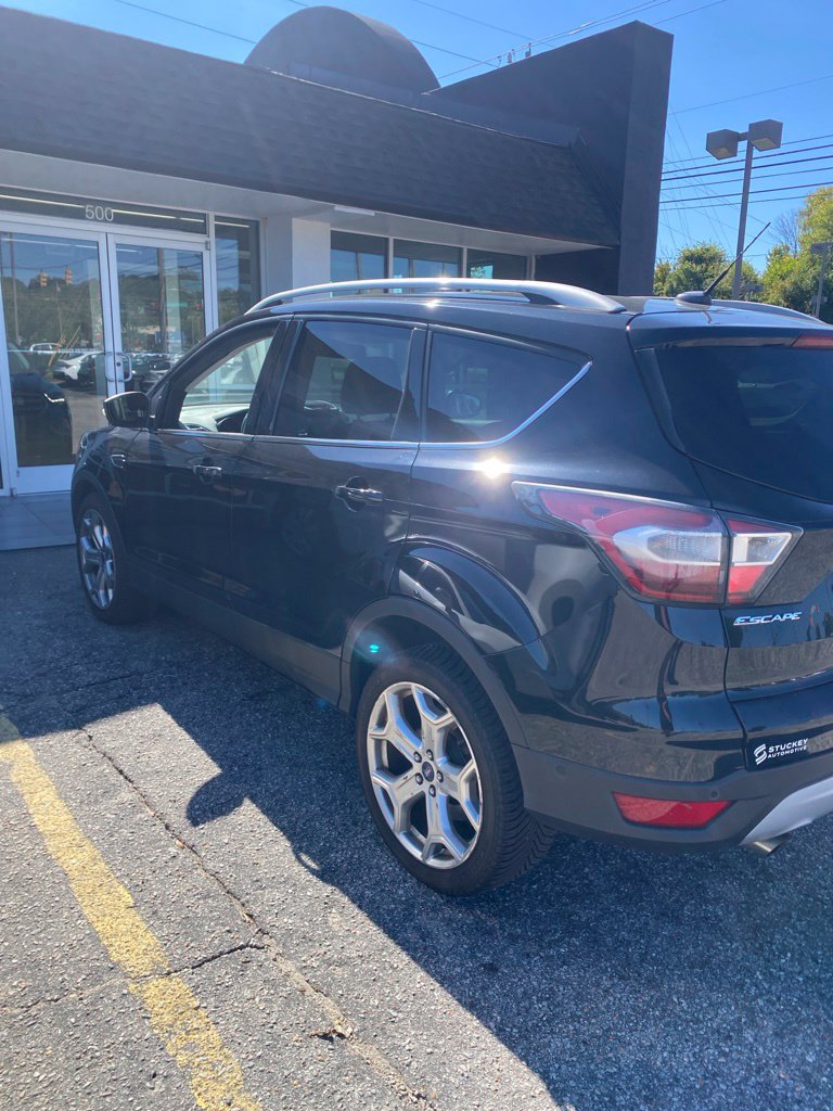 Used 2017 Ford Escape Titanium w/ Equipment Group 301A AWD/4WD image 4
