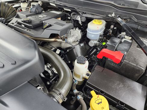 Used 2023 RAM 3500 Big Horn w/ Night Edition image 18