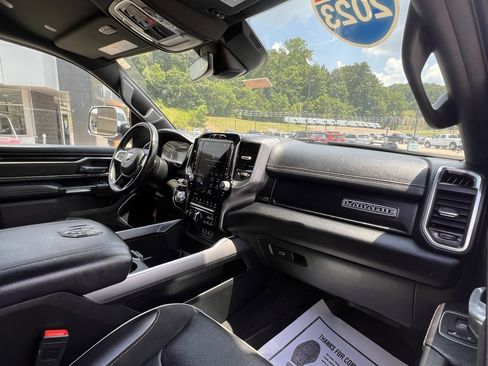 Used 2023 RAM 1500 Laramie image 21
