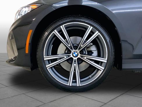 Used 2024 BMW 330i xDrive Sedan w/ Premium Package AWD/4WD image 10