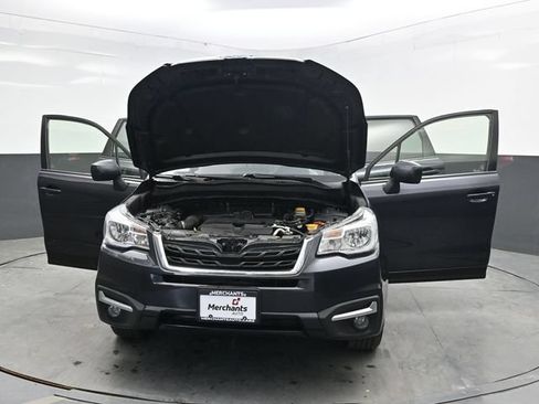 Used 2017 Subaru Forester 2.5i Premium AWD/4WD image 41