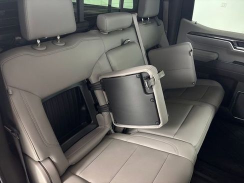 Used 2022 Chevrolet Silverado 1500 LTZ w/ LTZ Premium Package image 29