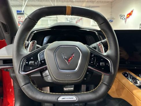 Used 2025 Chevrolet Corvette Z06 RWD image 31