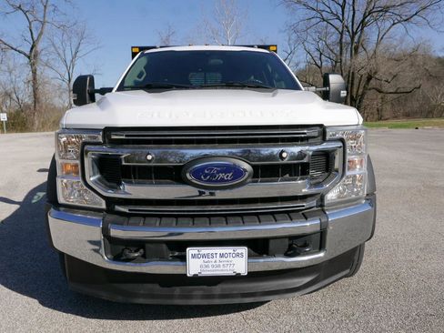 Used 2021 Ford F550 XLT 4WD Crew Cab 203 WB 84 C image 3
