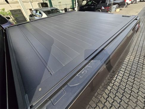 Certified 2021 GMC Sierra 1500 SLT w/ SLT Premium Plus Package image 11