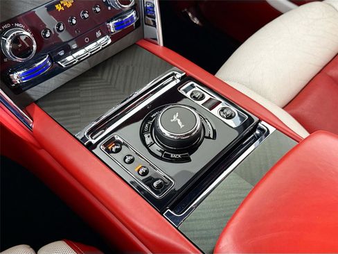 Used 2019 Rolls-Royce Cullinan AWD/4WD image 22