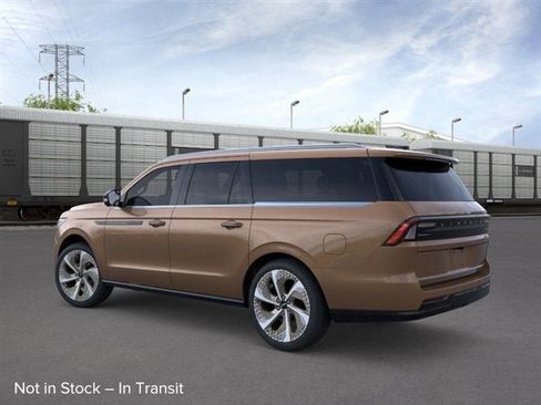 New 2026 Lincoln Navigator L Black Label AWD/4WD image 27