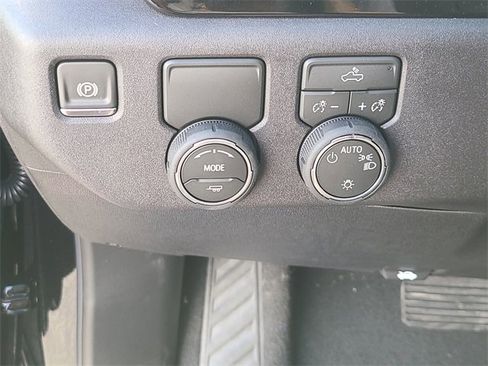 New 2026 Chevrolet Silverado 1500 LT image 24