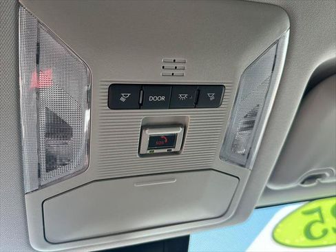 Certified 2025 Toyota RAV4 LE AWD/4WD image 15